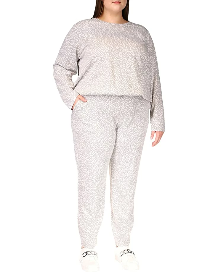 Top 10 โ MICHAEL Michael Kors Plus Size Cheetah Jacquard Elastic Long Sleeve Tee | ๐ Shirts & Tops ๐งจ 1 Top 10 โ MICHAEL Michael Kors Plus Size Cheetah Jacquard Elastic Long Sleeve Tee | ๐ Shirts & Tops ๐งจ